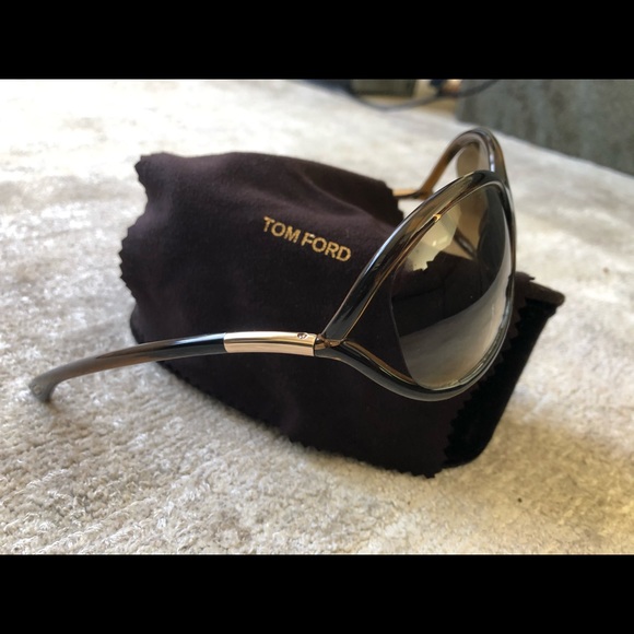 Tom Ford Jennifer Sunglasses - Picture 2 of 4